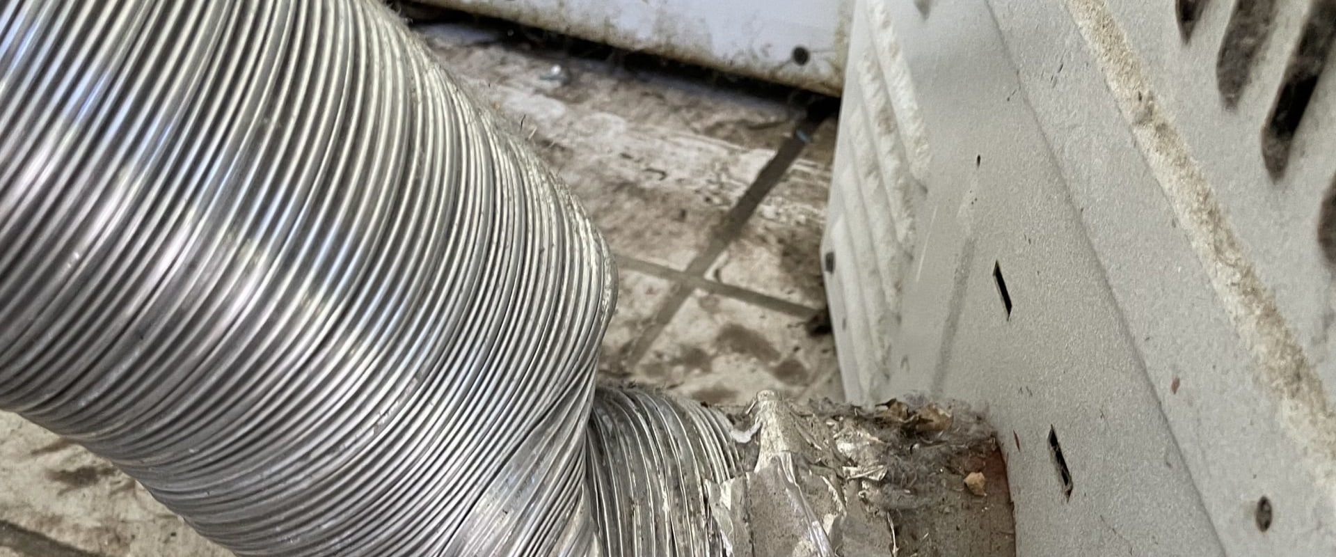 The Dos and Don'ts of Installing a Dryer Vent
